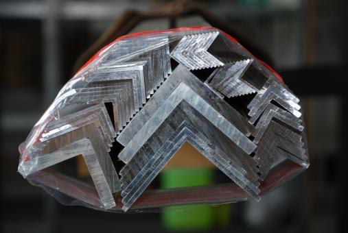 Aluminiumwinkel AlMgSi0,5 F22 (6060) Maße: 12 x 12 x 2 mm 