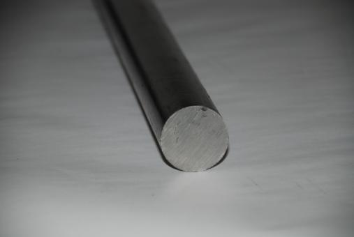 Rundstange 1.4541 (X6CrNiTi18-10) Durchmesser: 50 mm 